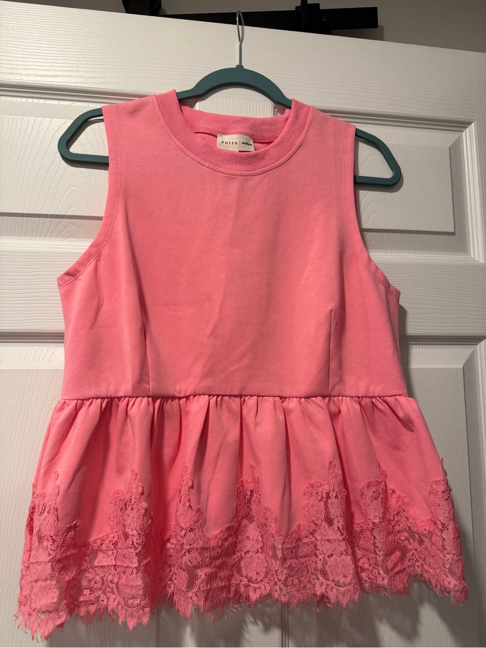 entro Pink Women's Top new without tags